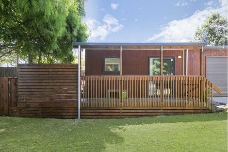 Photo of property in 7 Minaret Drive, Bucklands Beach, Auckland, 2014