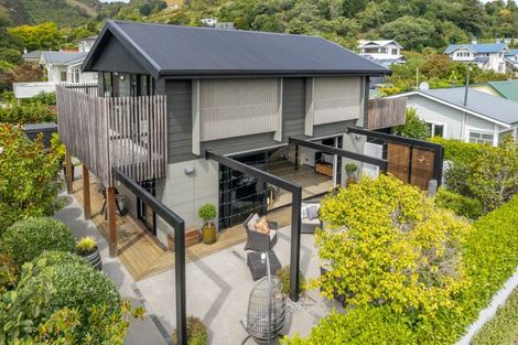 Photo of property in 137 Tasman Street, Nelson, 7010