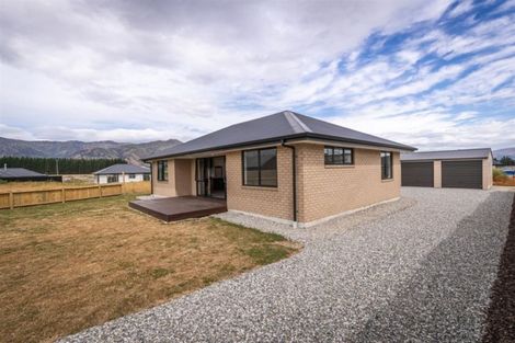 Photo of property in 14 Teal Place, Lake Hawea, Wanaka, 9382