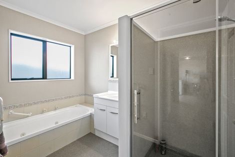 Photo of property in 2 Sanders Avenue, Westown, New Plymouth, 4310