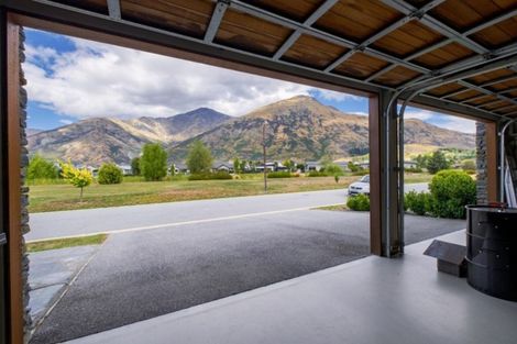 Photo of property in 5 Castalia Drive, Lake Hayes, Queenstown, 9304