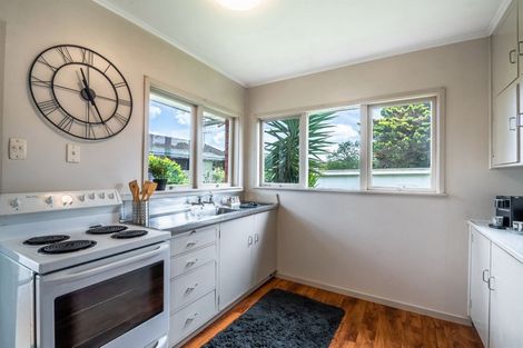 Photo of property in 6/43 Shakespeare Road, Milford, Auckland, 0620