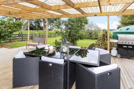 Photo of property in 104 Kaihau Road, Karioitahi, Waiuku, 2683