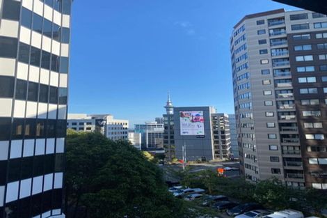 Photo of property in 9d/2 Saint Martins Lane, Grafton, Auckland, 1010