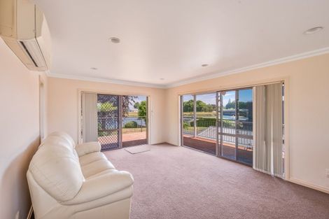 Photo of property in 198a Main Rd Clive, Clive, 4102