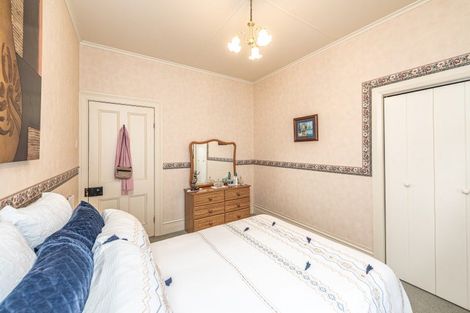 Photo of property in 17 Portal Street, Durie Hill, Whanganui, 4500