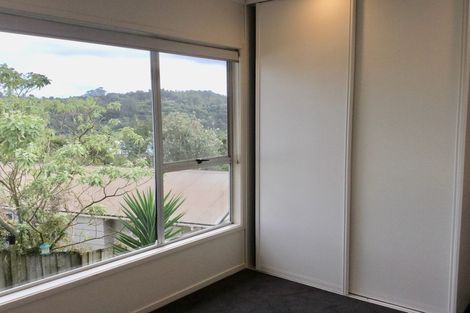 Photo of property in 19 Morriggia Place, Bayview, Auckland, 0629