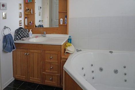 Photo of property in 68 Dipton Street, Kingswell, Invercargill, 9812