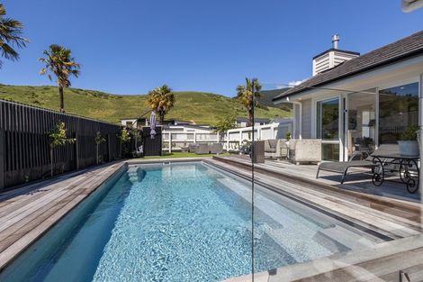 Photo of property in 44 Sunningdale Drive, Stoke, Nelson, 7011