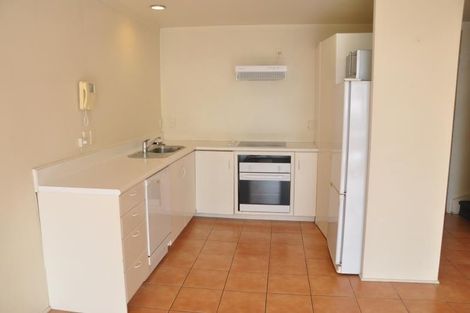 Photo of property in Santa Fe, 2/21 Day Street, Auckland Central, Auckland, 1010
