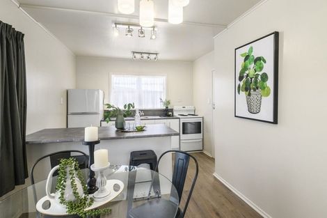 Photo of property in 10 Arran Street, Levin, 5510