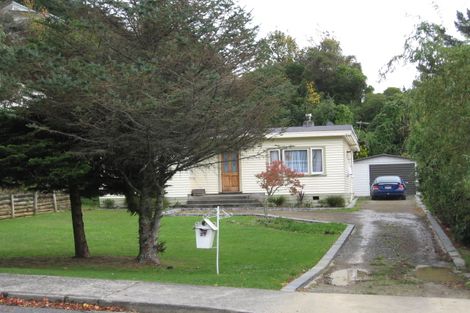 Photo of property in 21 Kereru Grove, Stokes Valley, Lower Hutt, 5019
