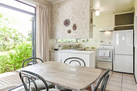 Photo of property in 46 Lipscombe Crescent, Havelock North, 4130