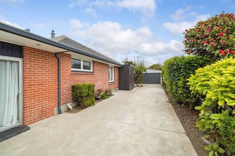 Photo of property in 39 Pembroke Street, Avondale, Christchurch, 8061
