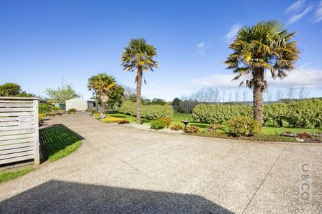 Photo of property in 1224 State Highway 16, Waimauku, 0883
