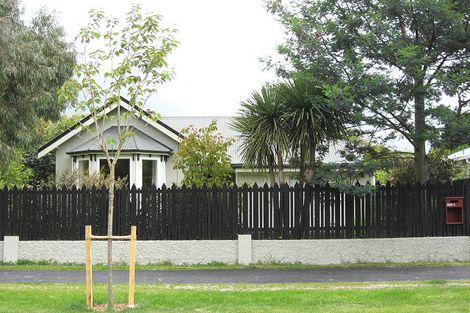 Photo of property in 9 Ayers Street, Rangiora, 7400