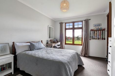 Photo of property in 1248 Egmont Road, Egmont Village, New Plymouth, 4372