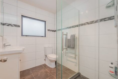 Photo of property in 77 Rhodes Drive, Kelvin Grove, Palmerston North, 4414