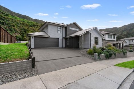 Photo of property in 12 Porokaiwhiri Street, Crofton Downs, Wellington, 6035