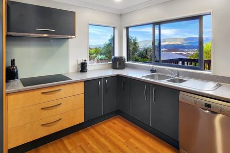 Photo of property in 16 Birkinshaw Grove, Riverstone Terraces, Upper Hutt, 5018