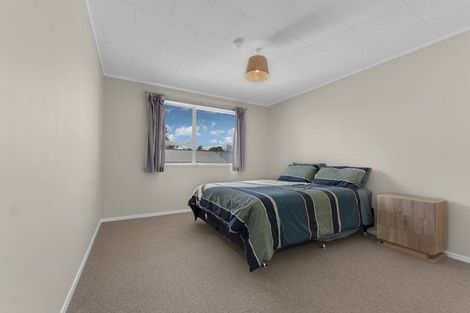 Photo of property in 47 Claverdon Drive, Massey, Auckland, 0614