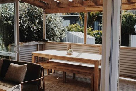 Photo of property in 5 Karioi Crescent, Raglan, 3225