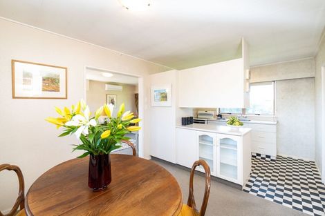 Photo of property in 800a Queen Street East, Parkvale, Hastings, 4122