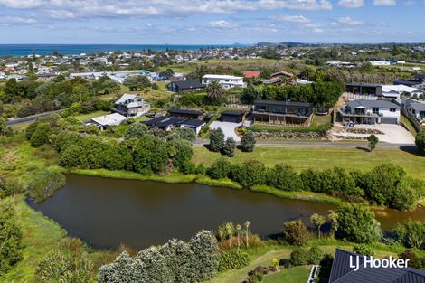 Photo of property in 13 Ralph Lane, Waihi Beach, 3611