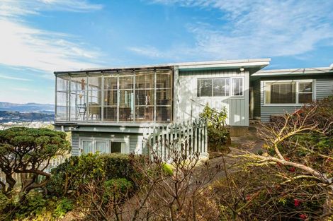 Photo of property in 2 Zetland Street, Highbury, Wellington, 6012