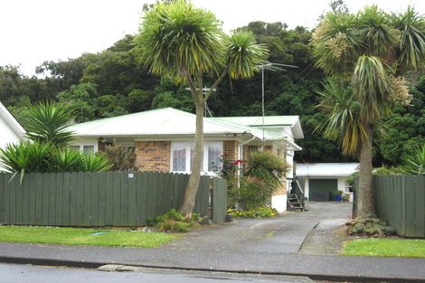 Photo of property in 21 Rosehill Drive, Rosehill, Papakura, 2113