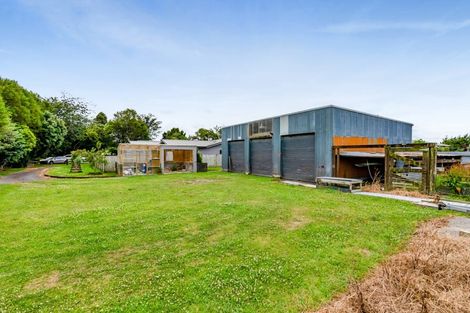 Photo of property in 4 Douglas Street, Hawera, 4610