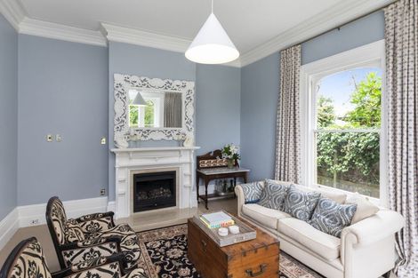 Photo of property in 172 Blighs Road, Strowan, Christchurch, 8052