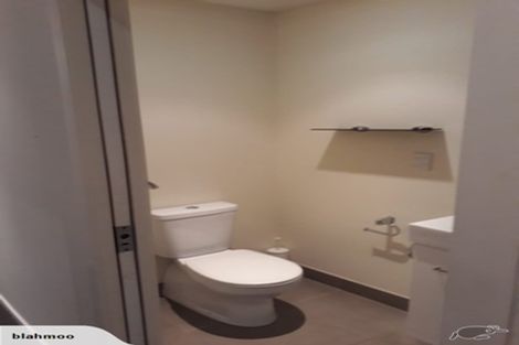 Photo of property in Las Olas De Cuba, 2/35 Torrens Terrace, Mount Cook, Wellington, 6011