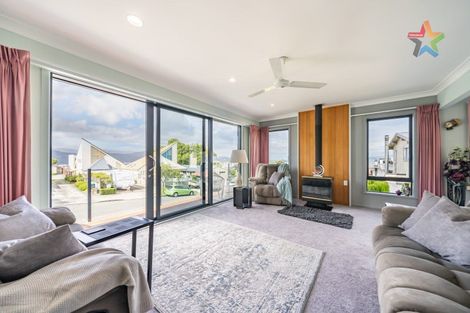 Photo of property in 20 Chestnut Grove, Maungaraki, Lower Hutt, 5010