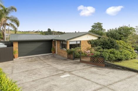 Photo of property in 2 Astor Place, Welcome Bay, Tauranga, 3112