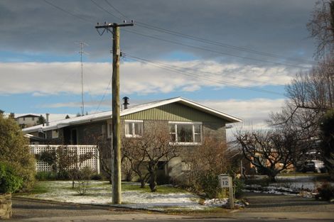 Photo of property in 12 Athenry Road, Bridge Hill, Alexandra, 9320