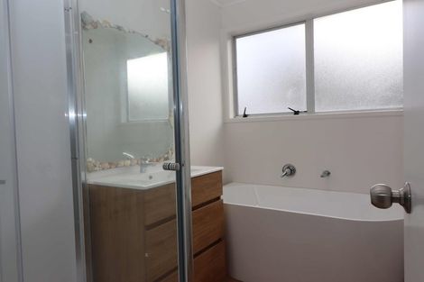 Photo of property in 58 Urlich Drive, Ranui, Auckland, 0612
