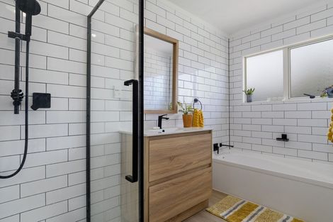 Photo of property in 29 Aaron Place, Brookfield, Tauranga, 3110