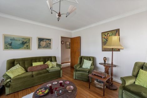 Photo of property in 61 Moana Street, Otaki Beach, Otaki, 5512