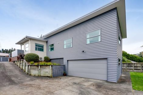 Photo of property in 13a Heta Road, Highlands Park, New Plymouth, 4312