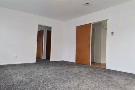 Photo of property in 2/51 Evelyn Place, Hillcrest, Auckland, 0627