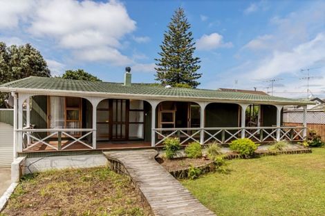 Photo of property in 9b Centreway Road, Orewa, 0931