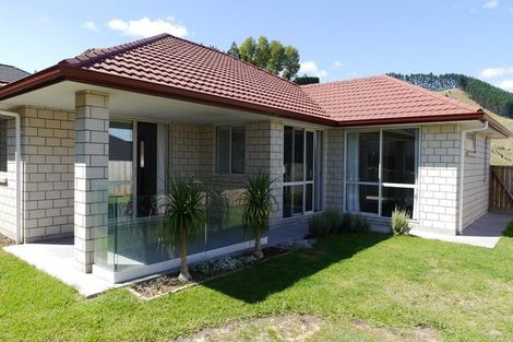 Photo of property in 165 Ballintoy Park Drive, Welcome Bay, Tauranga, 3175