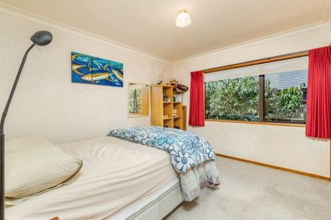 Photo of property in 2 Carver Close, Kerikeri, 0230