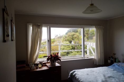 Photo of property in 73 Mills Road, Brooklyn, Wellington, 6021