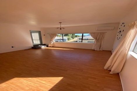 Photo of property in 11 Dunton Drive, Welcome Bay, Tauranga, 3112