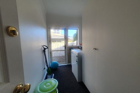 Photo of property in 50 Marina View Drive, West Harbour, Auckland, 0618