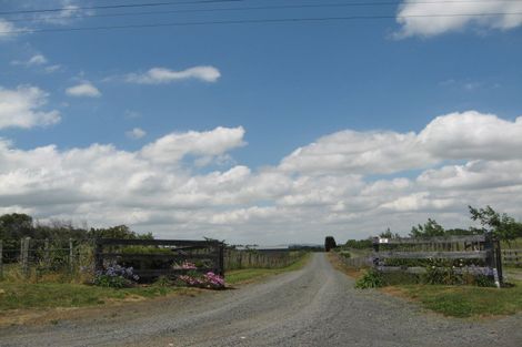 Photo of property in 61 Whatapaka Road, Karaka, Papakura, 2580