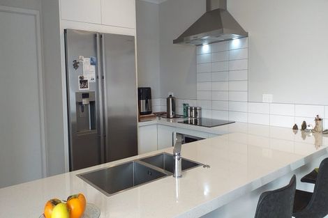 Photo of property in 12 Costello Drive, Ngatea, 3503