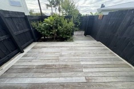 Photo of property in 8/25 Tranent Road, Mangere, Auckland, 2022